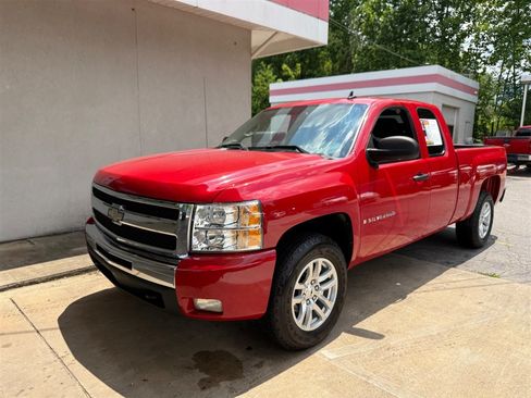 Used 2008 Chevrolet Silverado 1500 LT w/ Power Pack Plus RWD image 12