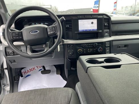 Used 2024 Ford F250 XLT image 12