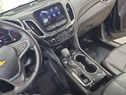 Used 2022 Chevrolet Equinox Premier AWD/4WD image 26