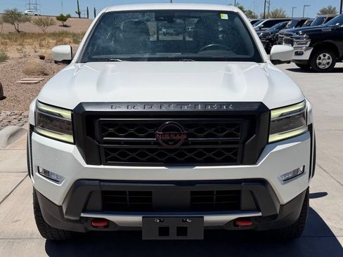 Used 2022 Nissan Frontier Pro-X RWD image 3