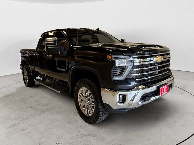 Used 2024 Chevrolet Silverado 2500 LTZ w/ LTZ Convenience Package AWD/4WD image 8
