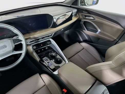 New 2025 Audi Q5 Premium Plus image 22