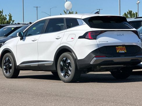 Certified 2026 Kia Sportage LX w/ LX Convenience Package AWD/4WD image 6