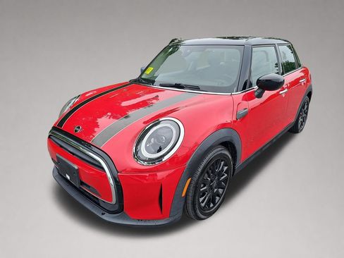 Used 2022 MINI Cooper 4-Door Hardtop FWD image 8