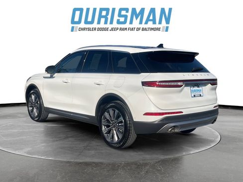 Used 2022 Lincoln Corsair Reserve w/ Equipment Group 201A image 4