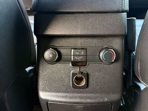 Used 2017 Ford Explorer XLT w/ Equipment Group 202A image 27