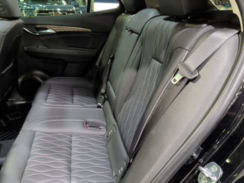 Certified 2022 Buick Envision Avenir w/ Technology Package II image 15