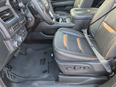 Used 2024 GMC Yukon XL AT4 w/ AT4 Premium Plus Package AWD/4WD image 33