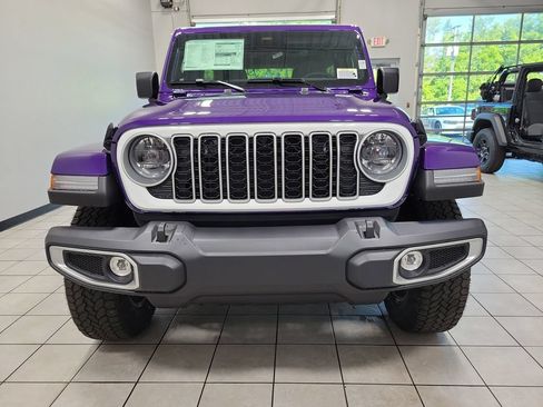 New 2026 Jeep Wrangler Unlimited Sahara w/ Whitecap Package AWD/4WD image 2