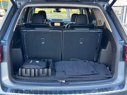 Used 2019 Volkswagen Atlas SEL Premium image 24