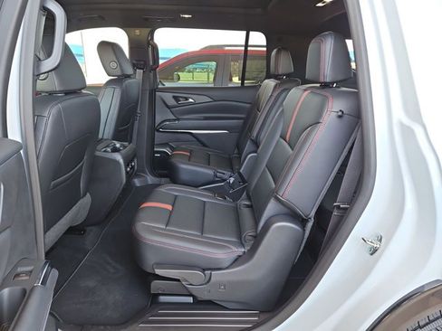 New 2026 Chevrolet Traverse RS FWD image 16