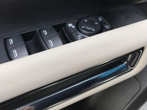 Used 2026 GMC Hummer EV SUV AWD/4WD image 15