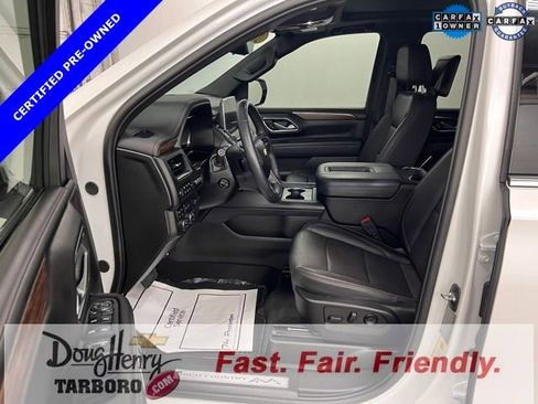 Certified 2024 Chevrolet Suburban High Country w/ Advanced Technology Package AWD/4WD image 33