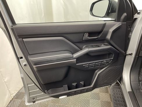 Used 2025 Toyota 4Runner SR5 image 23