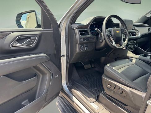 Used 2024 Chevrolet Tahoe LT w/ LT Signature Plus Package AWD/4WD image 19