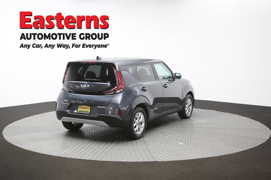 Used 2023 Kia Soul LX w/ LX Technology Package FWD image 39