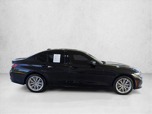 Used 2023 BMW 330i xDrive 330i xDrive w/ Driving Assistance Package image 4