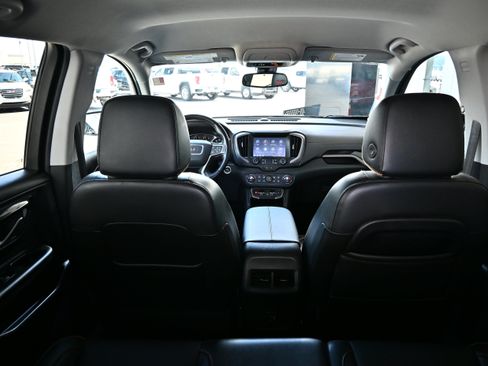 Used 2023 GMC Terrain AT4 AWD/4WD image 13