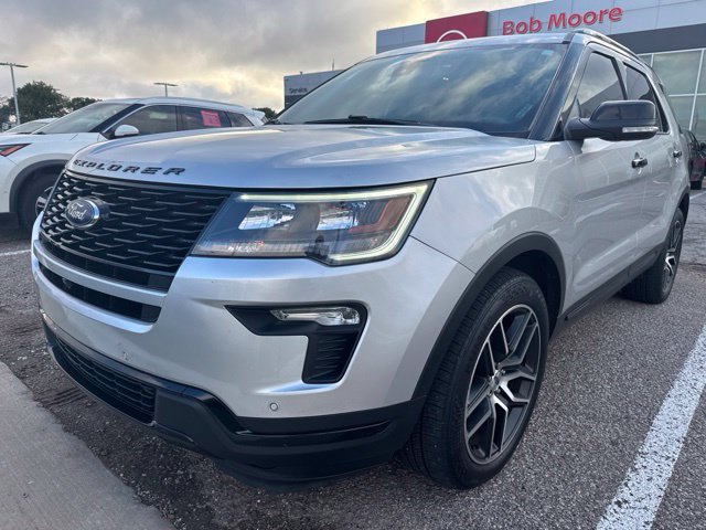 Used 2019 Ford Explorer Sport w/ Equipment Group 401A AWD/4WD image 3