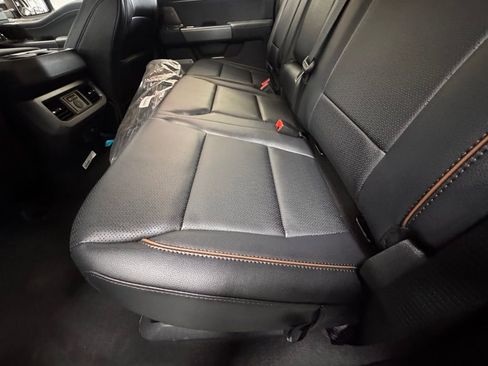 New 2026 Ford F250 Lariat w/ Black Appearance Package image 25