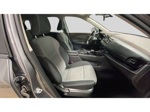 Used 2021 Nissan Rogue S AWD/4WD image 15