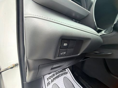 Used 2022 Toyota Highlander XSE AWD/4WD image 20