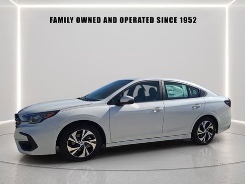 Certified 2025 Subaru Legacy Premium w/ Popular Package #1 AWD/4WD image 1
