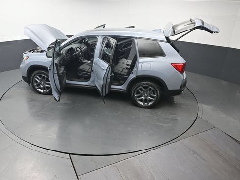 Used 2023 Honda Passport EX-L image 46