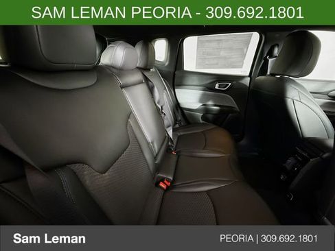 New 2026 Jeep Compass Latitude image 25