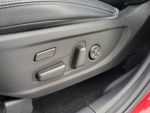 Used 2020 Hyundai Santa Fe Limited FWD image 16