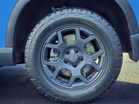 Certified 2025 Honda Pilot TrailSport image 29