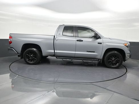 Used 2020 Toyota Tundra SR5 w/ SR5 Upgrade Package RWD image 7
