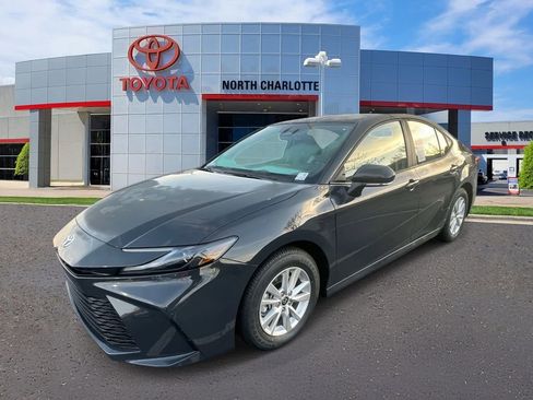 New 2026 Toyota Camry LE image 5