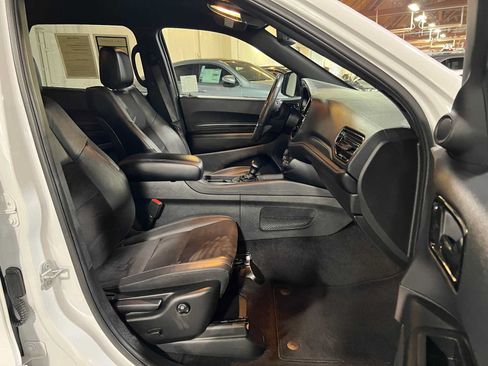 Used 2022 Dodge Durango GT AWD/4WD image 11