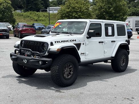 Used 2024 Jeep Wrangler Unlimited Rubicon 392 AWD/4WD image 2