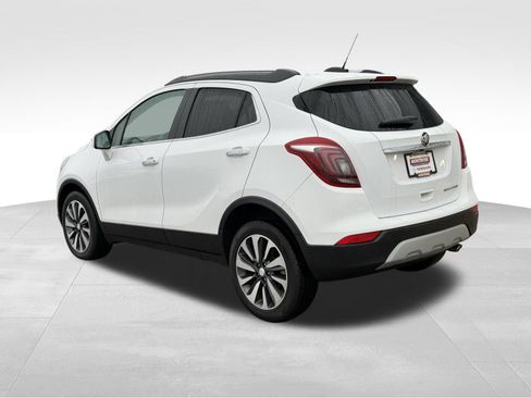 Used 2021 Buick Encore Preferred image 3