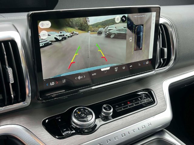 New 2027 Ford Expedition Platinum w/ Driver's Package AWD/4WD image 31