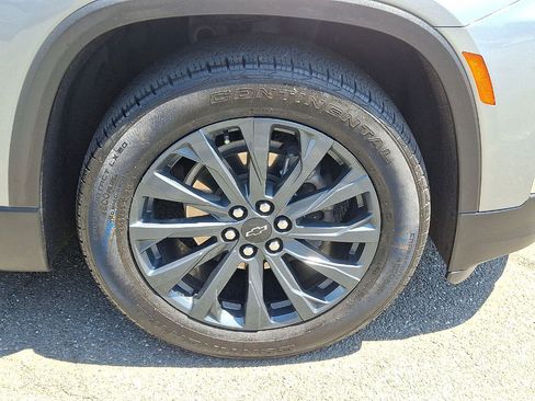 Certified 2023 Chevrolet Traverse RS w/ LPO, Floor Liner Package AWD/4WD image 27