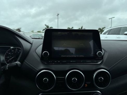 Used 2020 Nissan Sentra SV image 24