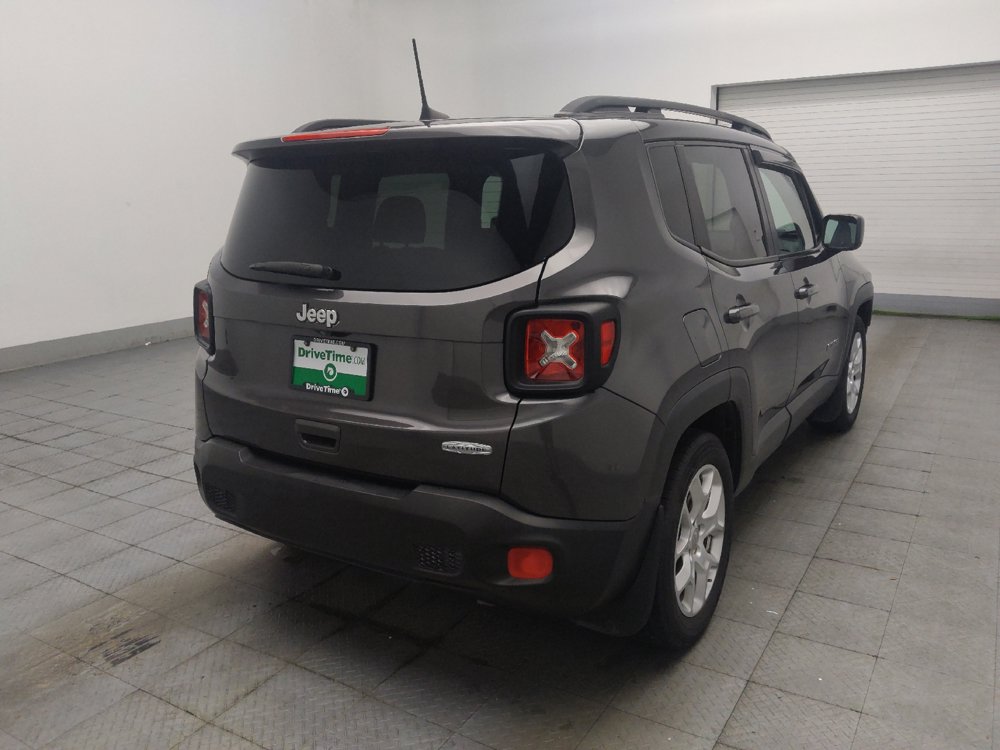 Used 2018 Jeep Renegade Latitude w/ Popular Equipment Group FWD image 9