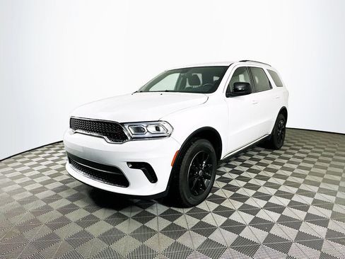 Certified 2024 Dodge Durango SXT image 5
