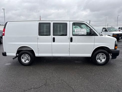 New 2025 Chevrolet Express 2500 w/ Driver Convenience Package image 6