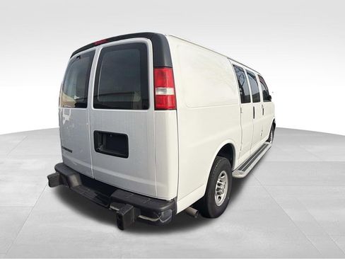 Used 2024 Chevrolet Express 2500 w/ Driver Convenience Package image 3