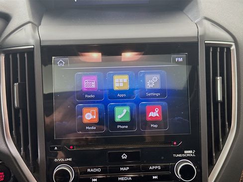 Used 2018 Subaru Crosstrek 2.0i Limited image 19