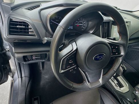Used 2021 Subaru Crosstrek 2.0i Premium image 11