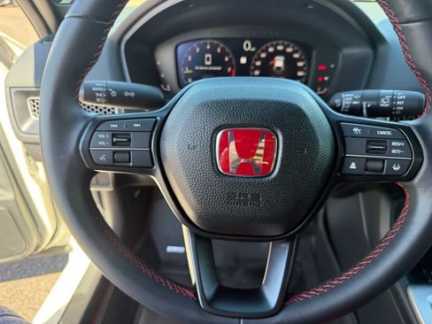 Used 2024 Honda Civic Type R image 15