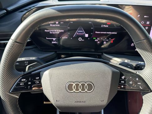 Used 2025 Audi SQ5 Prestige w/ Prestige Package AWD/4WD image 22