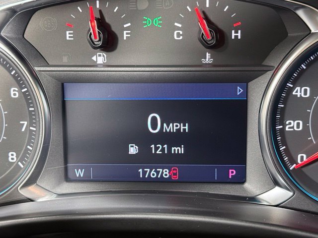 Used 2023 Chevrolet Equinox Premier AWD/4WD image 14