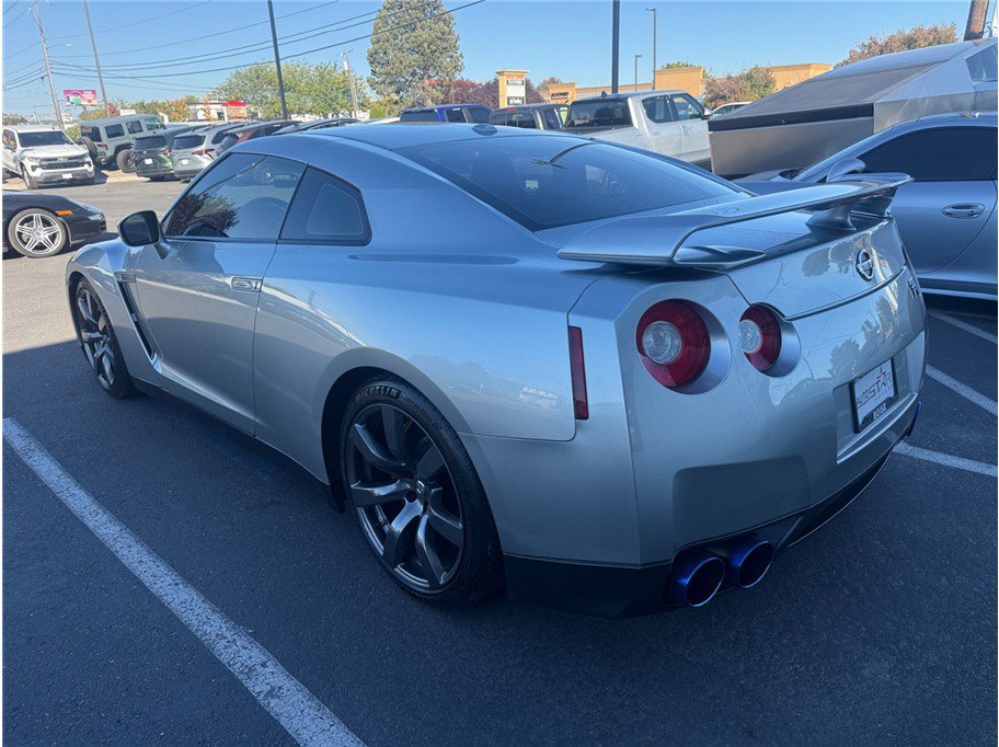 Used 2009 Nissan GT-R Premium AWD/4WD image 42