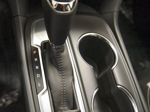 Used 2020 Chevrolet Equinox LS image 26